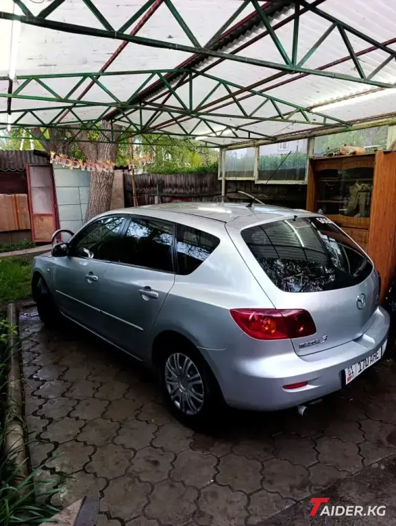 Mazda 3, 2004