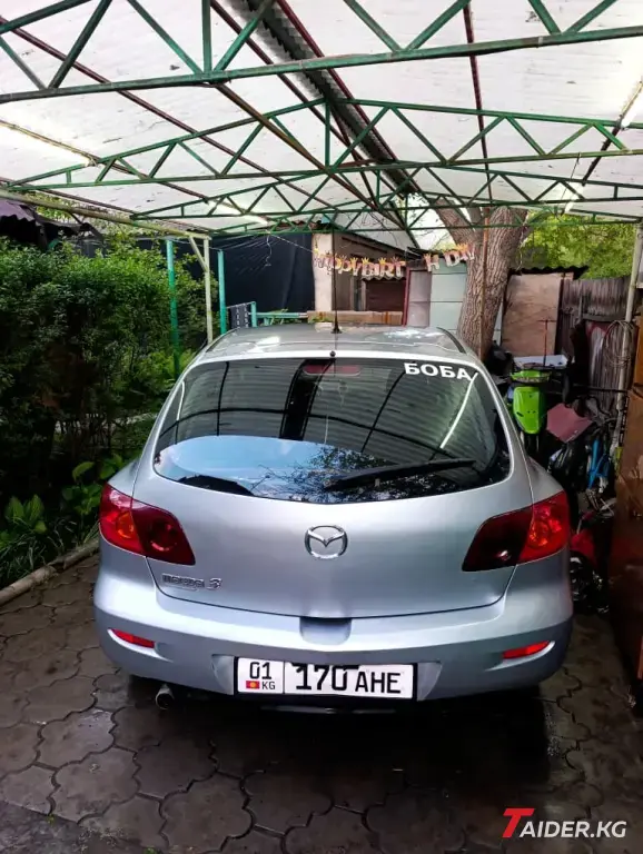 Mazda 3, 2004