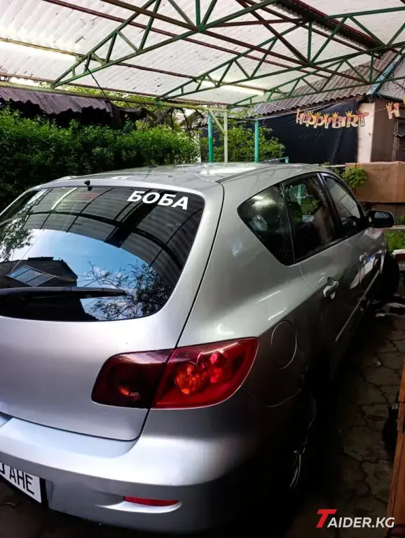 Mazda 3, 2004