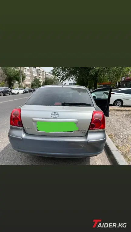 Toyota Avensis, 2004