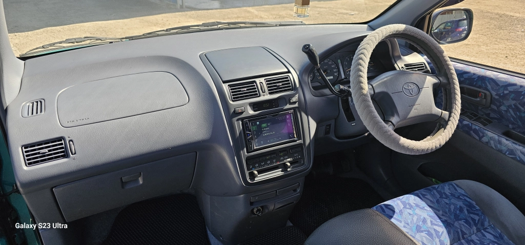 Toyota Ipsum, 1996, 2.0