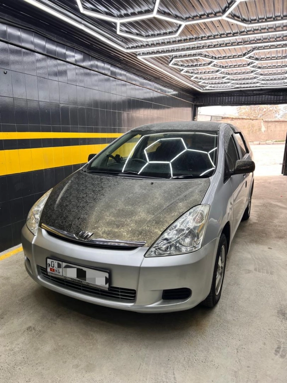 Toyota Wish, 2005, 1.8