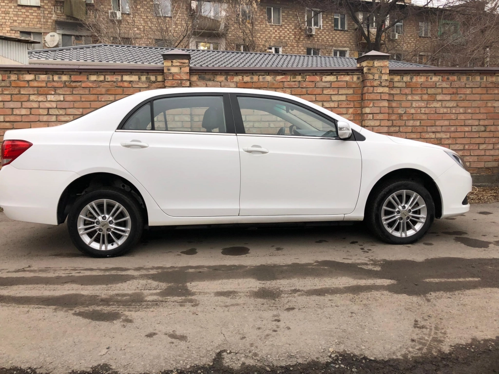 BYD E5, 2019