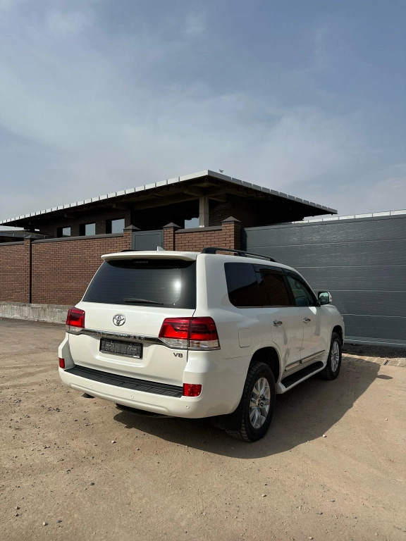 Toyota Land Cruiser, 2016, 4.6