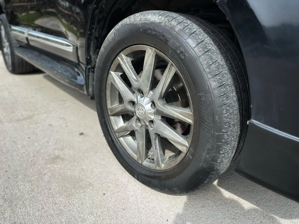 Toyota Land Cruiser, 2012, 4.6