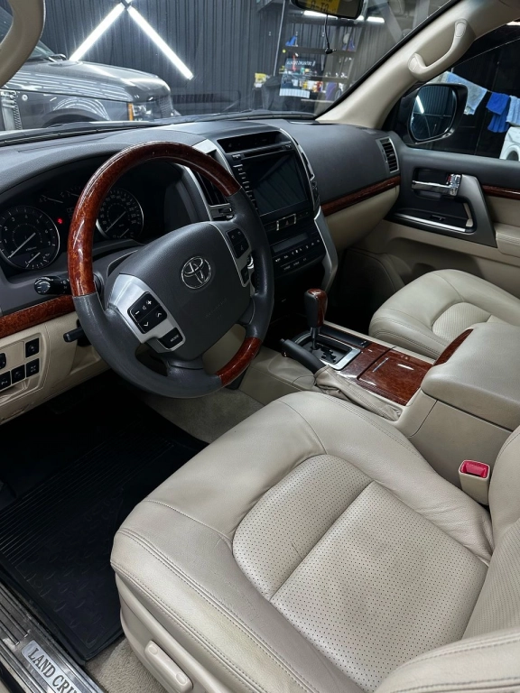Toyota Land Cruiser, 2014, 4.6