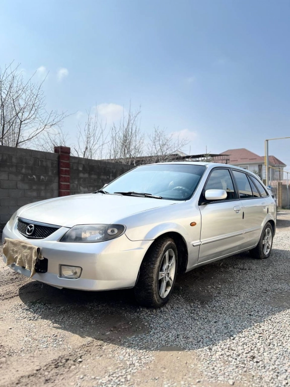 Mazda 323, 2003, 2.0