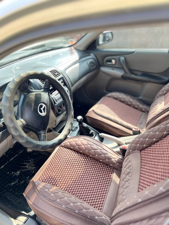 Mazda 323, 2003, 2.0