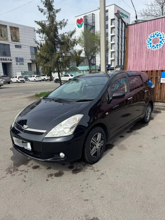 Toyota Wish, 2004, 1.8