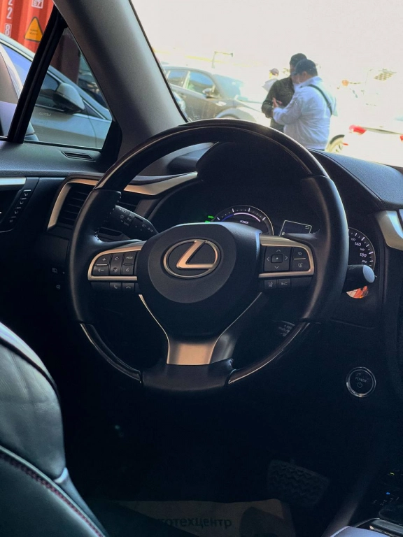 Lexus RX, 2019