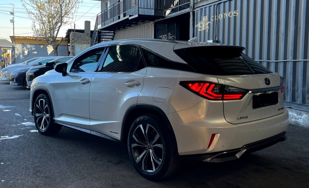 Lexus RX, 2019