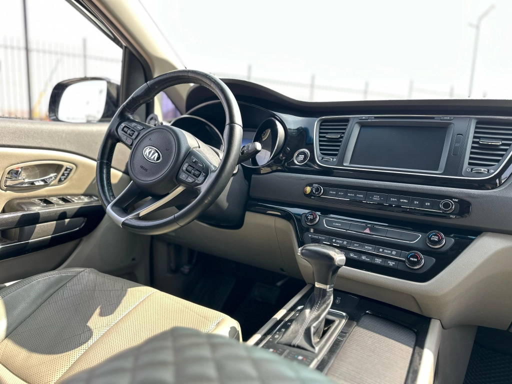Kia Carnival, 2017, 2.2