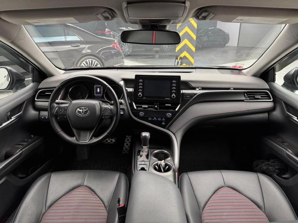 Toyota Camry, 2021, 3.5