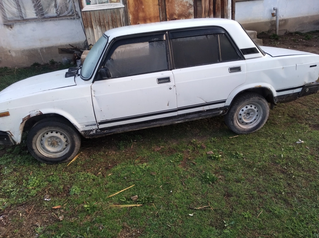 LADA (ВАЗ) 2107, 2004, 1.5