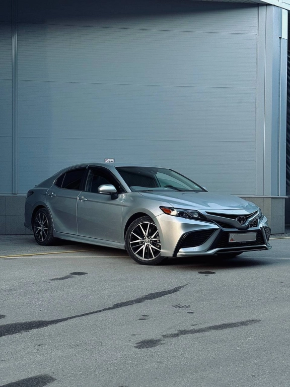 Toyota Camry, 2023, 2.5