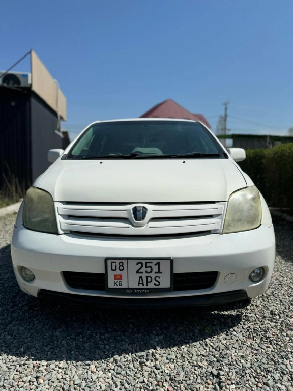 Toyota Ist, 2003, 1.5