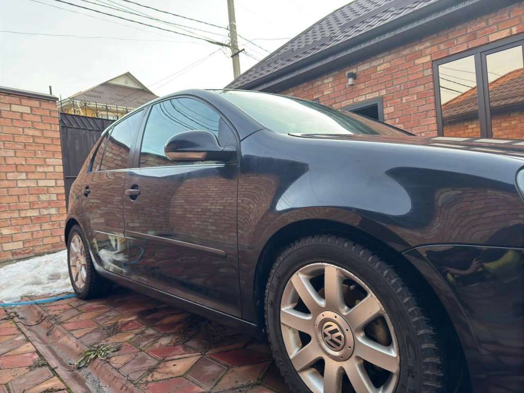 Volkswagen Golf, 2005, 2.0