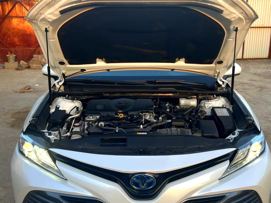 Toyota Camry, 2018