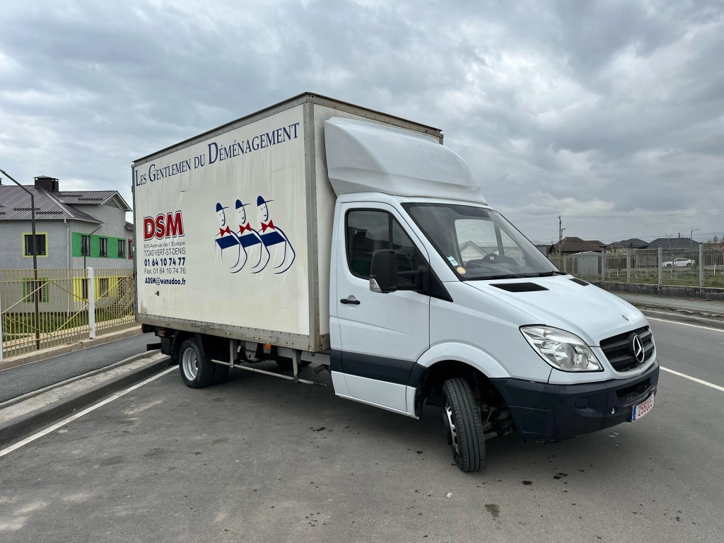 Mercedes-Benz Sprinter 513