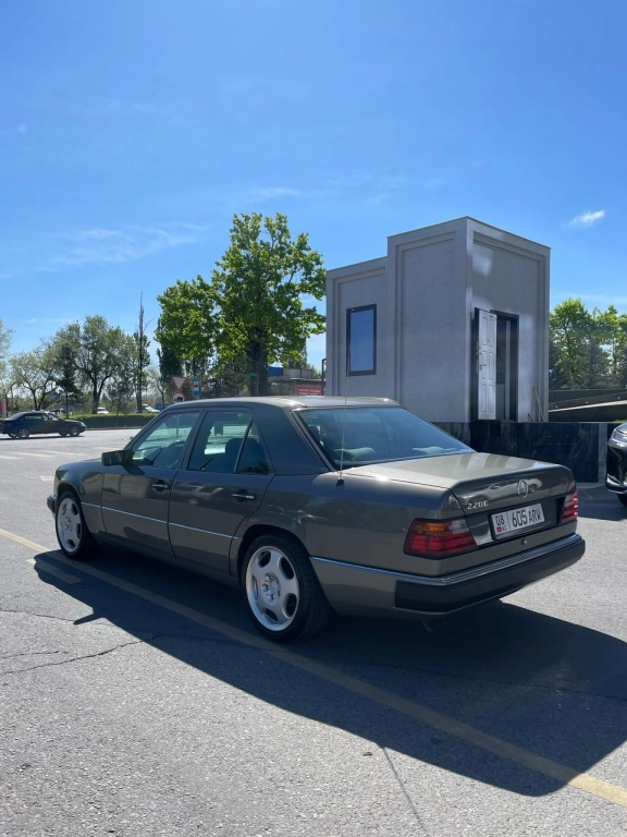 Mercedes-Benz E-Класс, 1999, 2.2