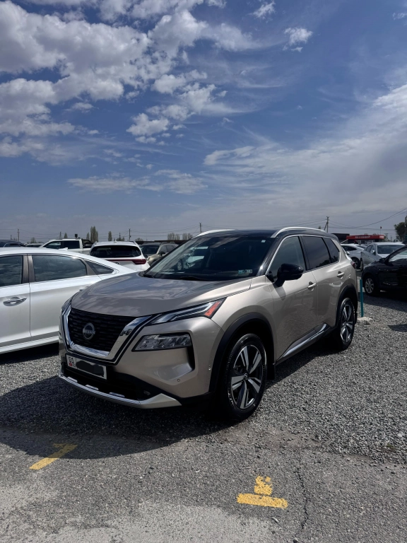 Nissan Rogue, 2022, 1.5