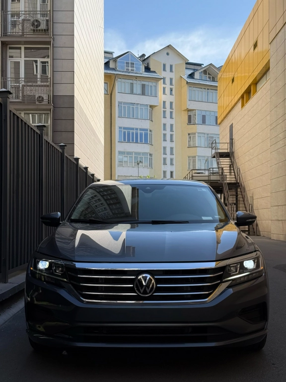 Volkswagen Passat, 2020, 2.0