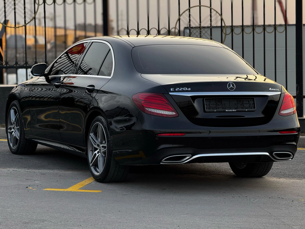 Mercedes-Benz E-Класс AMG, 2019, 2.0