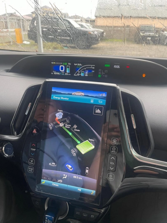 Toyota Prius, 2019, 1.8