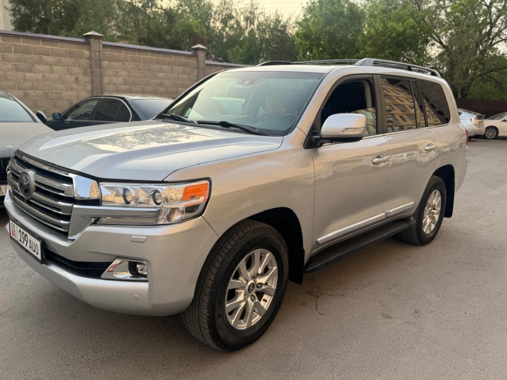 Toyota Land Cruiser, 2019, 5.7