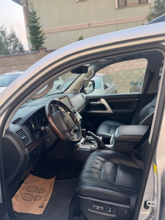 Toyota Land Cruiser, 2019, 5.7