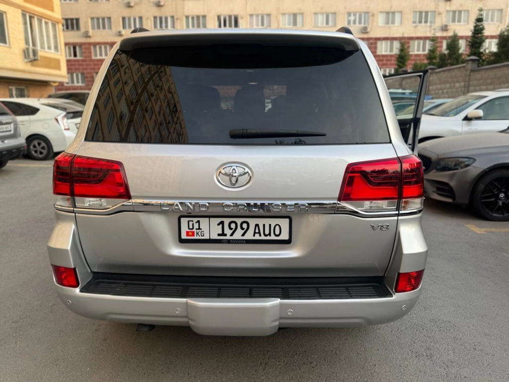 Toyota Land Cruiser, 2019, 5.7