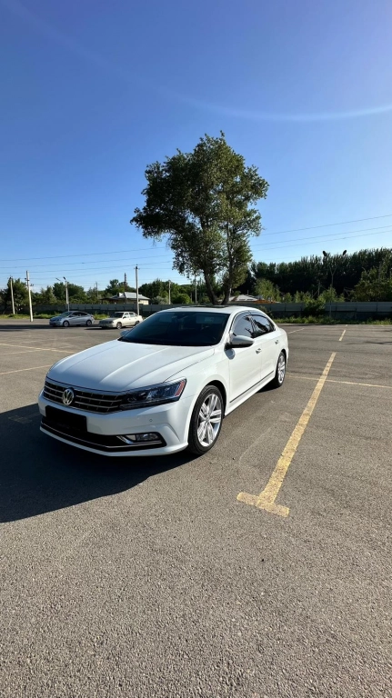 Volkswagen Passat, 2018, 2.0