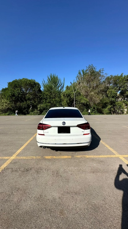 Volkswagen Passat, 2018, 2.0