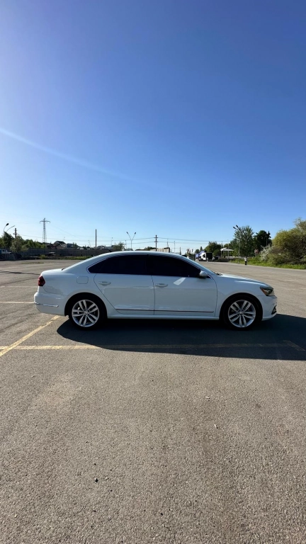 Volkswagen Passat, 2018, 2.0