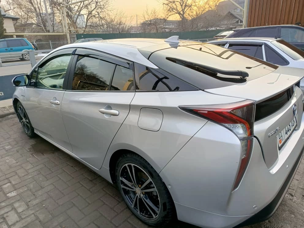 Toyota Prius, 2018, 1.8