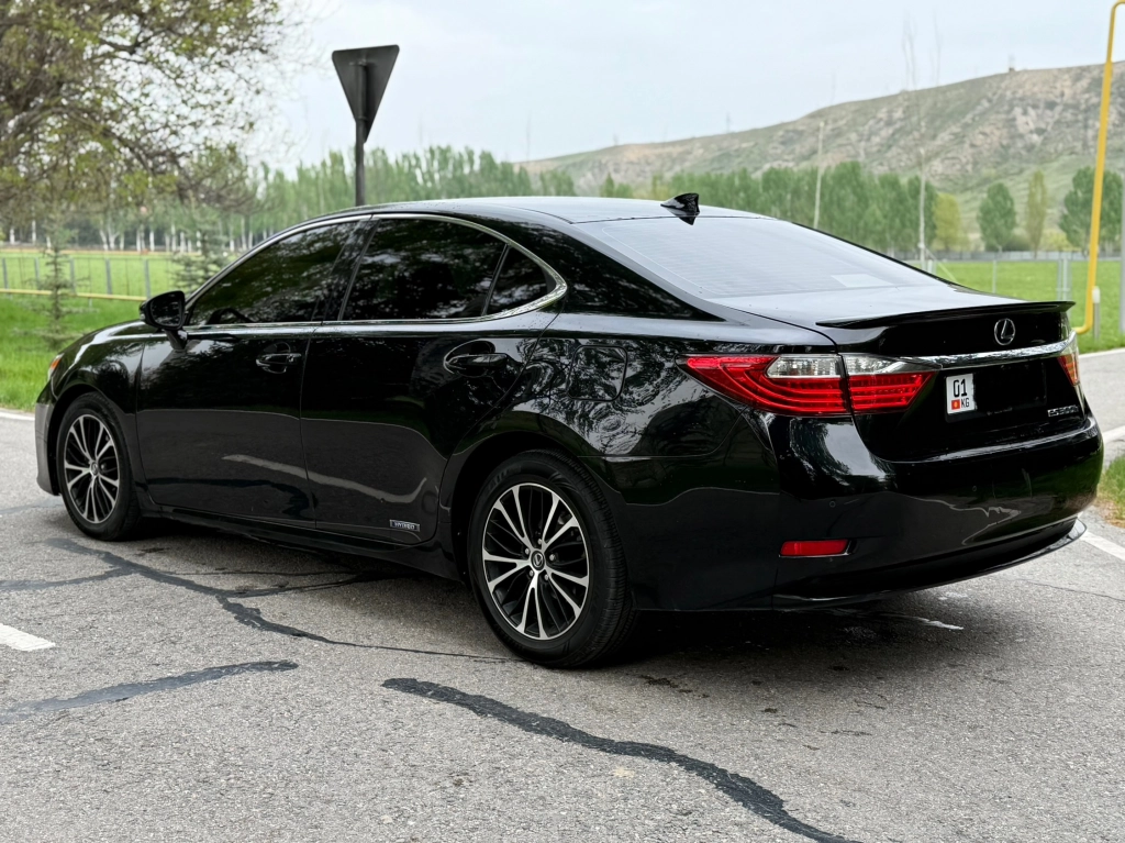 Lexus ES, 2015, 2.5