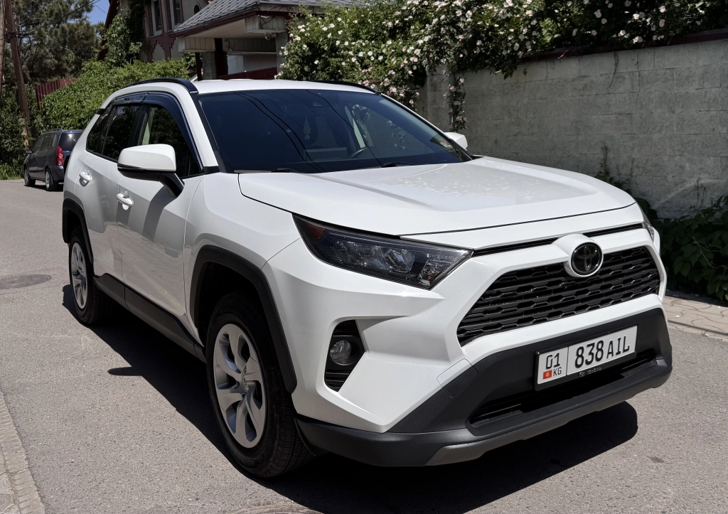 Toyota RAV4, 2019, 2.5
