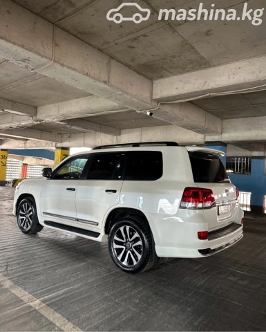 Toyota Land Cruiser, 2016