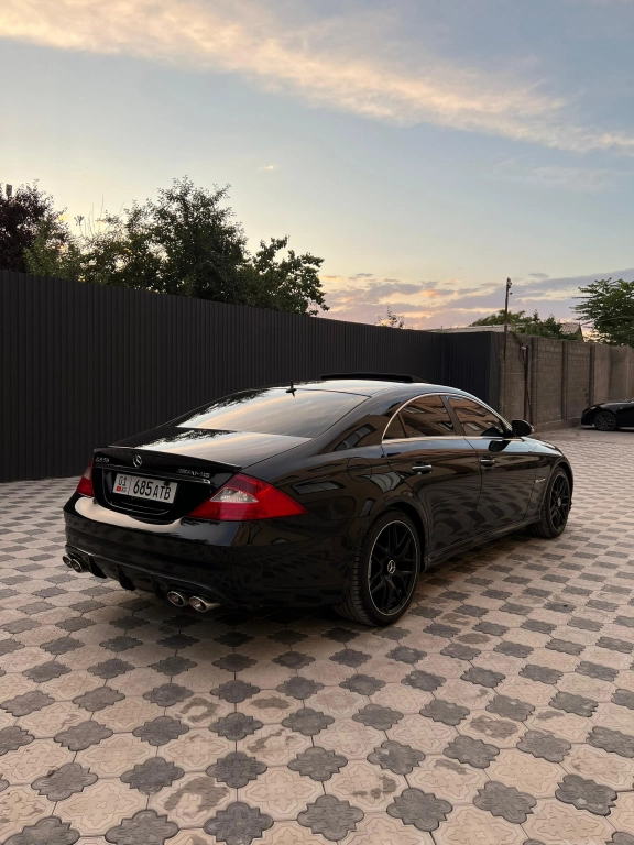 Mercedes-Benz CLS, 2005, 5.0