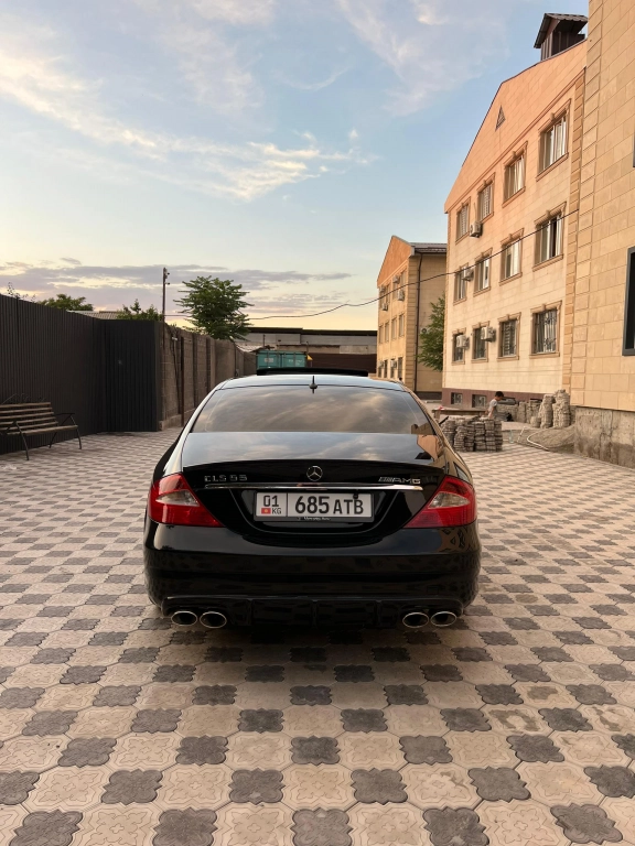 Mercedes-Benz CLS, 2005, 5.0