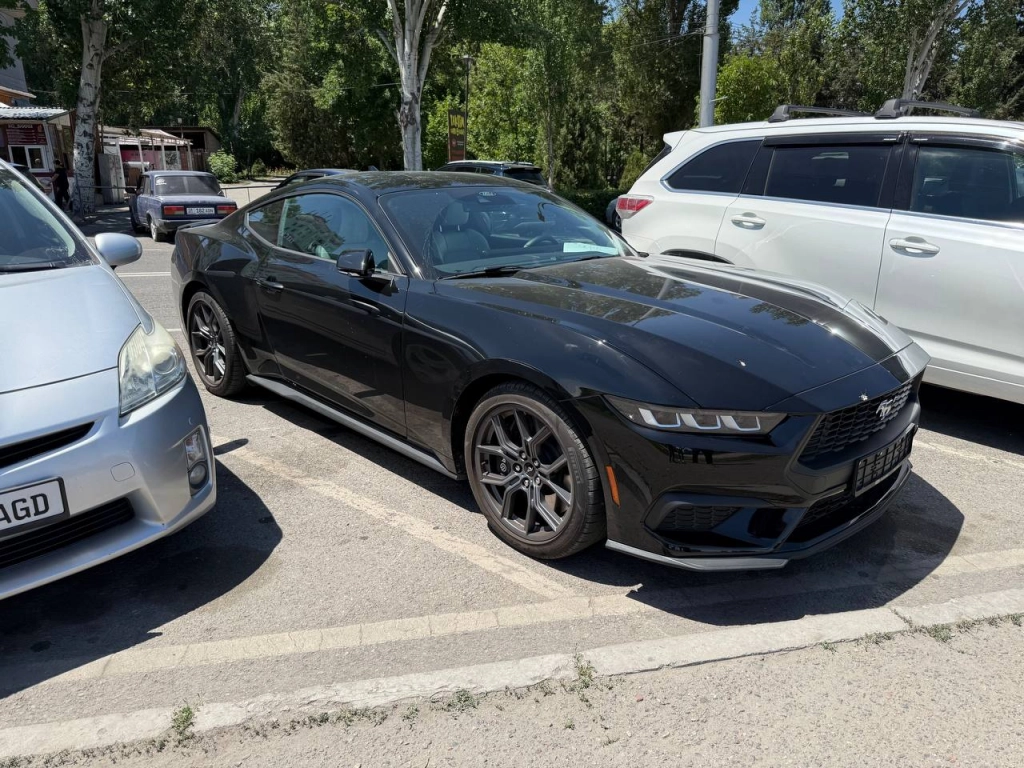 Ford Mustang, 2024, 2.3