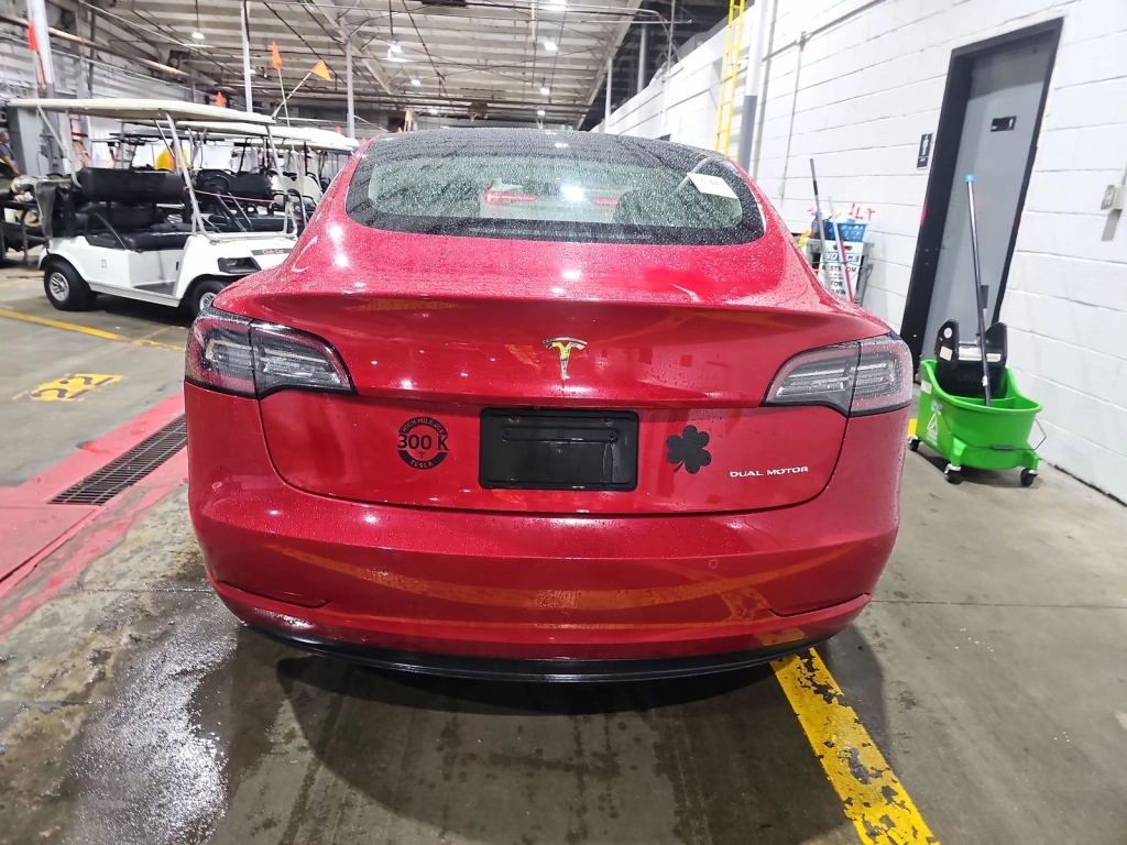 Tesla Model 3, 2019, 10