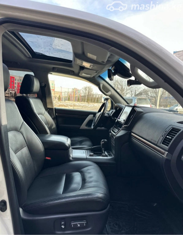 Toyota Land Cruiser, 2016