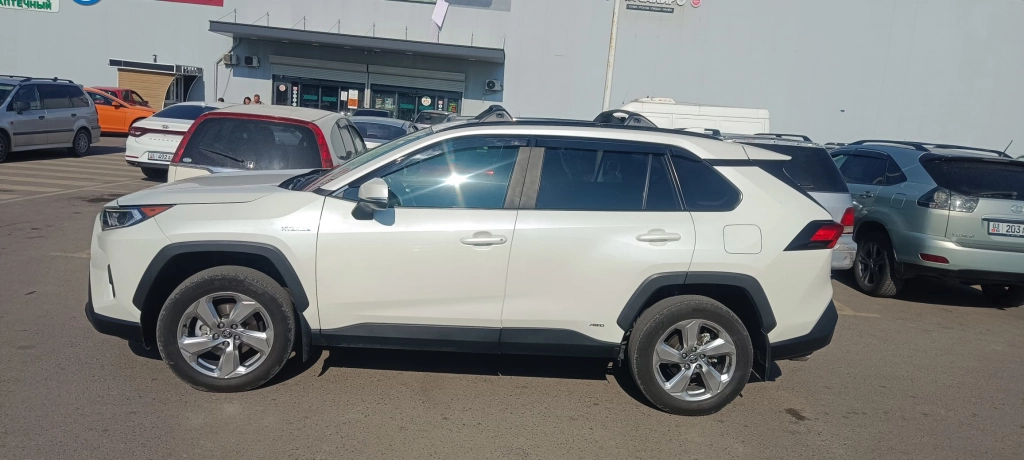 Toyota RAV4, 2021, 2.5