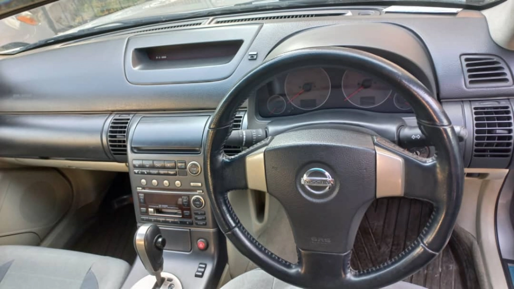 Nissan Skyline, 2002, 2.5