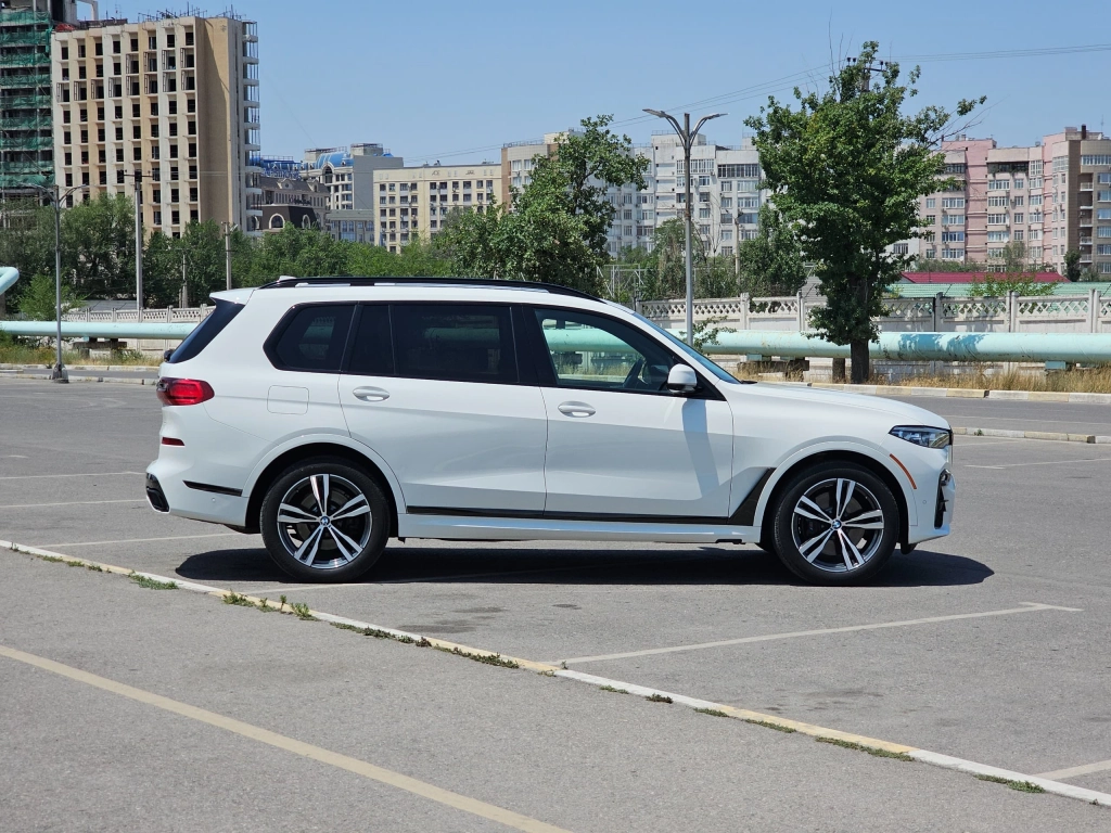 BMW X7, 2021, 3.0
