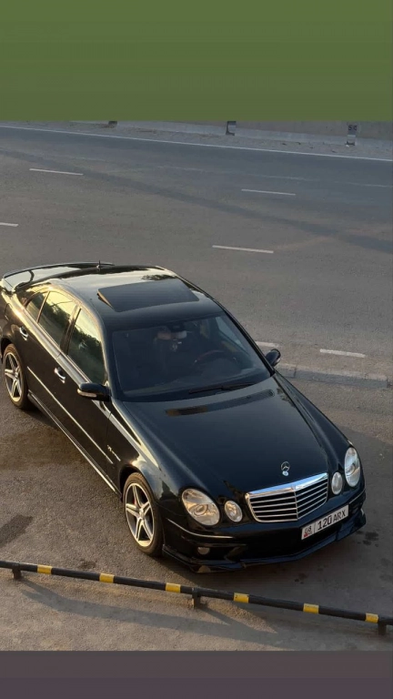 Mercedes-Benz E-Класс, 2003, 5.0