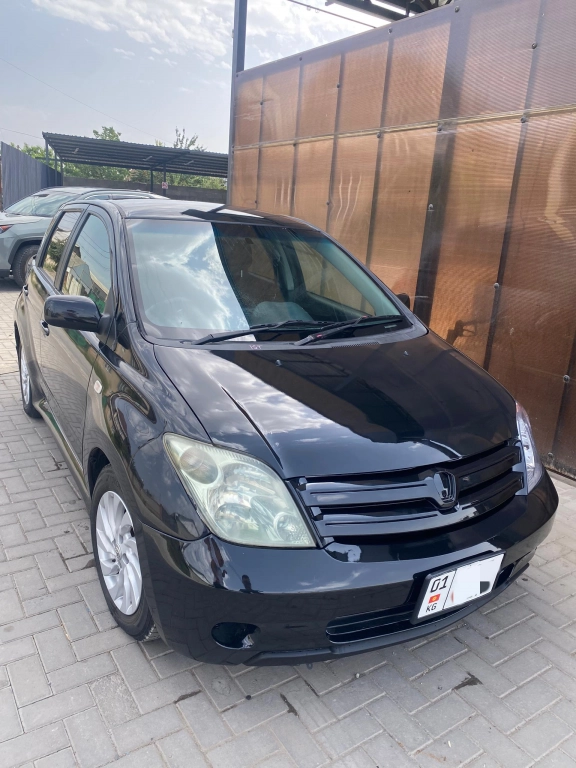 Toyota Ist, 2003, 1.5