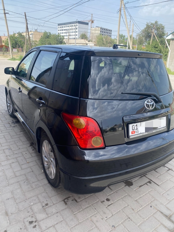 Toyota Ist, 2003, 1.5