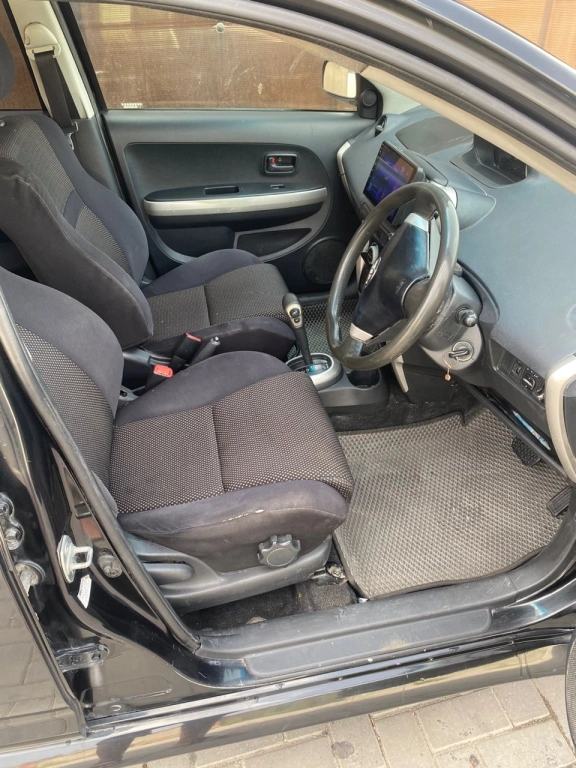 Toyota Ist, 2003, 1.5